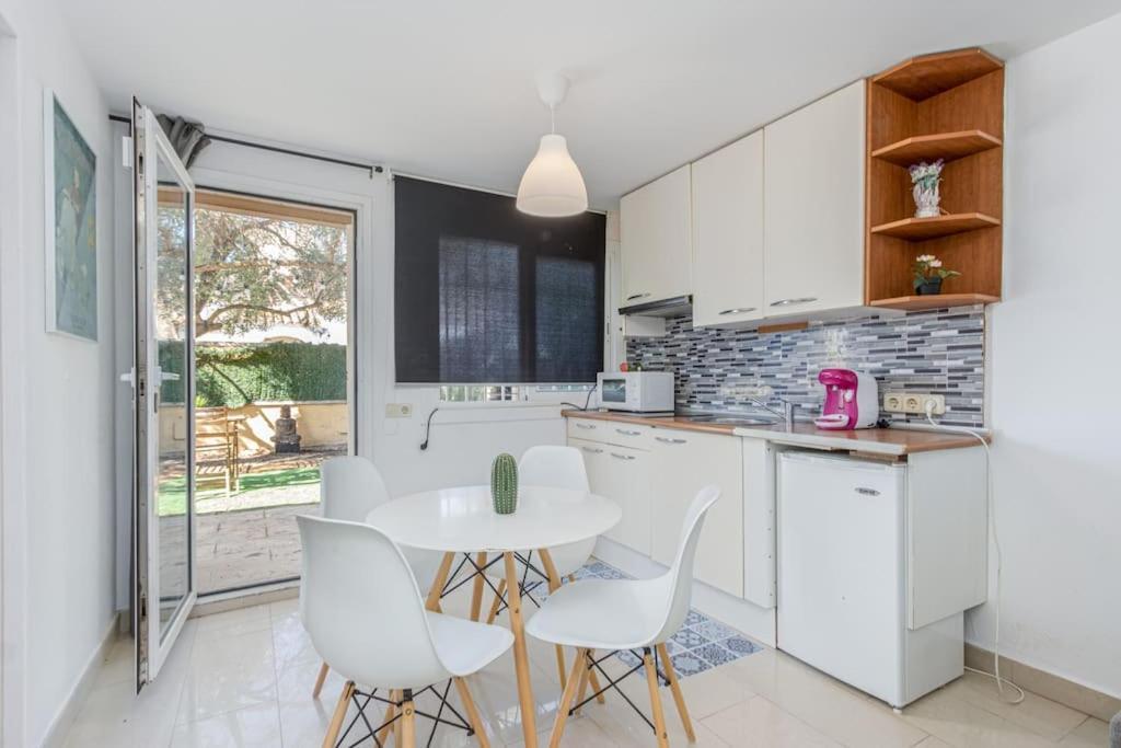 艾姆布里亚布拉瓦Casita Con Jardin, Bbq, Wifi, Centro Y Playa别墅 外观 照片